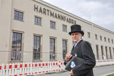 Die Mär vom Lokomotivenbau in der Hartmannfabrik Chemnitz - Blick von der Fabrikstraße auf die sanierte Hartmannfabrik, in der einst Werkzeugmaschinen hergestellt wurden. Laut Eberhard Fiebig wurde der Grundstein dafür vor 160 Jahren gelegt.