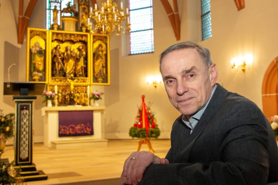 "Die Menschen suchen nach einem Ventil" - Superintendent Rainer Findeisen in der Georgenkirche in Flöha. Er leitet den Kirchenbezirk Marienberg, zu dem auch die Kirchgemeinden Flöha-Niederwiesa, Oederan, Augustusburg, Eppendorf und Leubsdorf gehören. 