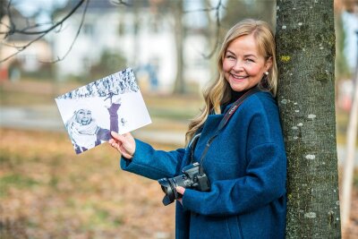 Die persönlichen Geschichten hinter den Fotos –Erzgebirgerin siegt bei „Freie Presse“-Wettbewerb - Romy Köhler mit ihrer Kamera. Doch für das Siegerbild beim „Freie Presse“-Wettbewerb benötigte sie diese gar nicht.