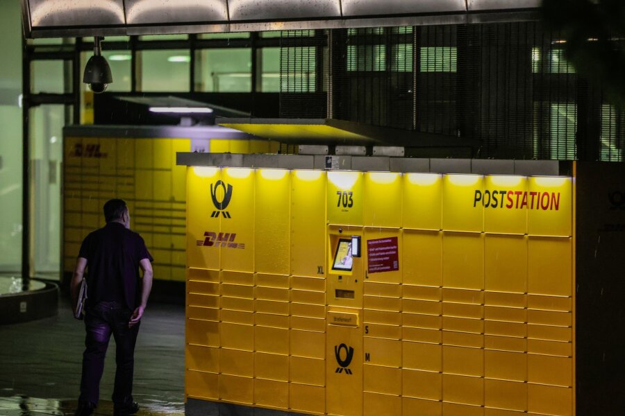 Die Post setzt immer stärker auf Automaten - Die Deutsche Post betreibe derzeit rund 700 Poststationen - das sind 600 mehr als noch ein Jahr zuvor.