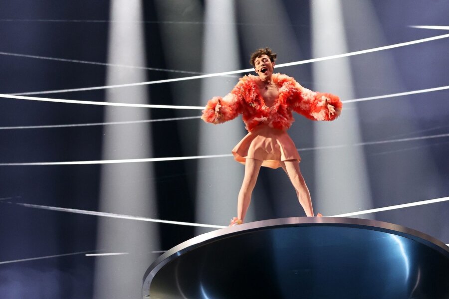 Die Schweiz gewinnt den Eurovision Song Contest 2024 - Bekam die meisten Punkte beim ESC: Nemo aus der Schweiz.