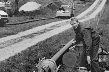 Die Wasserprofis vom Mühlenweg - Auf einer Baustelle im Mülsengrund 1995. 