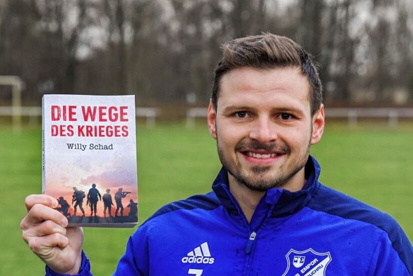 "Die Wege des Krieges": Fußballer aus Glauchau wird Buchautor - Willy Schad ist Autor des Buches "Die Wege des Krieges". Das Buch kann über verschiedene Buchhandlungen in der Region bestellt werden. 