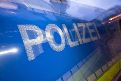 Diebstahl in Zwickau: Oldtimer-Motorrad der Marke BMW aus Garage gestohlen - Die Polizei beziffert den Wert des Diebesgutes nach dem Einbruch auf 10.400 Euro.
