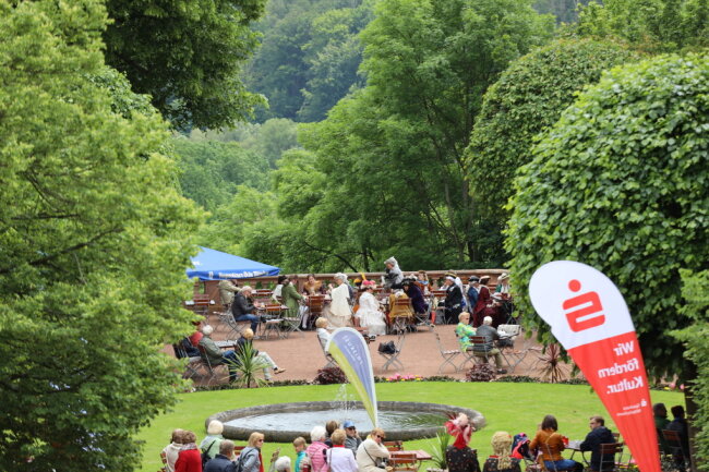 Mittelsächsische Kultursommer (Miskus), Auftaktveranstaltung im Schlosspark Lichtenwalde.