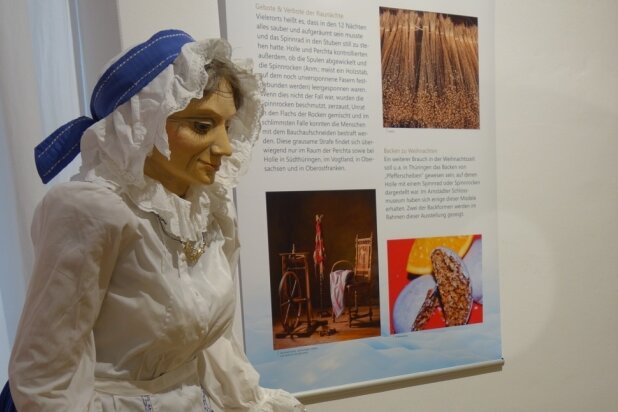 Digitaler Blick in geschlossene Ausstellung - Kaum bekannt ist, dass die Figur der Frau Holle (Foto) auf Gottheiten wie die altrömische Göttin Diana oder die germanische Göttin Frigg zurückgeht.