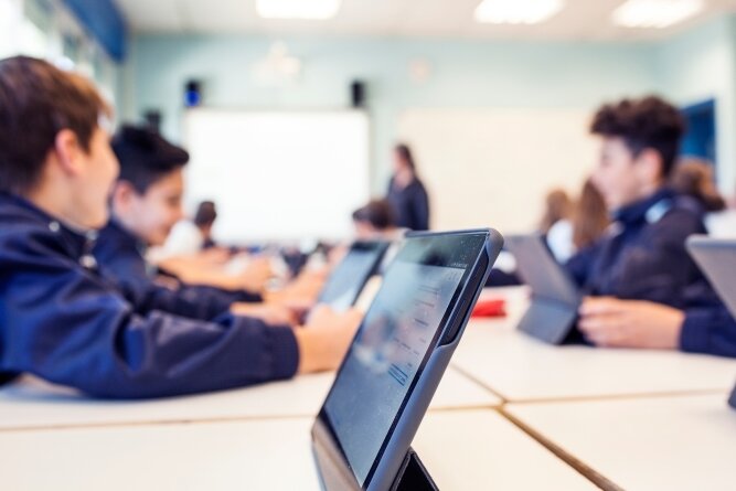 Digitalisierung: Crottendorfer Schule erhält Tablets und Co. - Die Digitalisierung - hier ein Symbolbild - in Crottendorfs Grundschule soll vorangetrieben werden. 