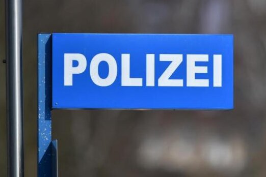 Doch kein Diebstahl: Mann findet BMW auf Parkplatz am Chemnitz-Center wieder - 