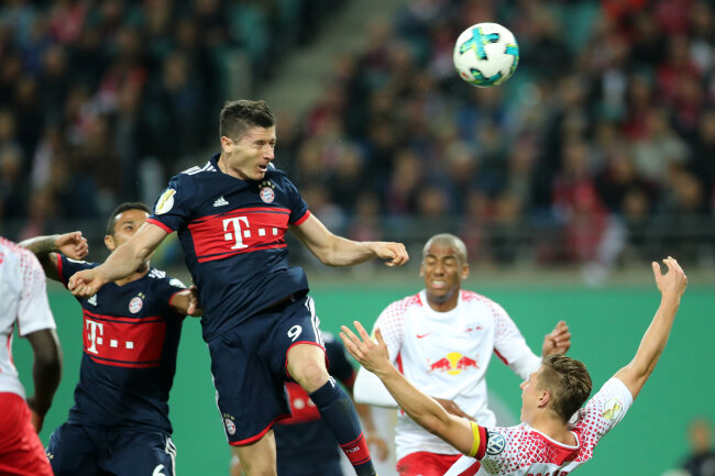 Drama im DFB-Pokal: Bayern siegt im Elferkrimi gegen RB Leipzig - 