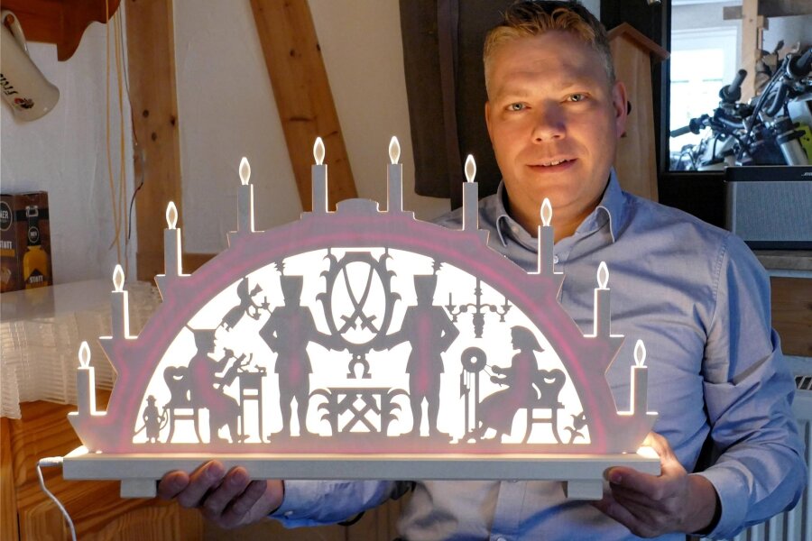 Drebacher bringt Licht ins Dunkel des Schwibbogens - Dank seiner Kreation kann Sven Melzer einen Schwibbogen präsentieren, dessen Motiv komplett durch Licht in Szene gesetzt wird – bis hin zu den vermeintlichen Kerzen.