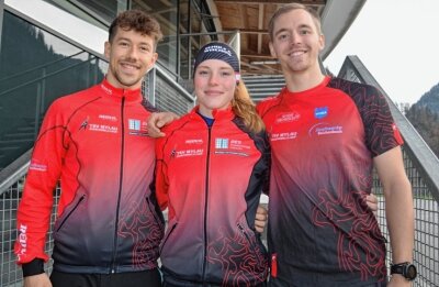 Drei Mylauer auf der Olympiabahn - Michael Roth (von links), Lea Sophie Scholz und Niklas Kurzmann vertreten den TSV Vorwärts Mylau bei den Weltcups in Calgary. 