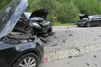 Drei Schwerverletzte bei Unfall in Breitenbrunn - 