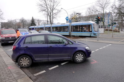 Drei Verletzte bei Straßenbahnunfall in Chemnitz - 