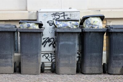 Dresden erhöht Müllgebühren um 23 Prozent - was erwartet die Menschen in Mittelsachsen? - Wer seinen Müll nicht richtig trennt, soll in Dresden künftig mehr für die Abfuhr bezahlen.