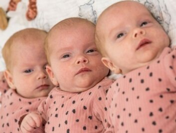 Drillingsgeburt: Mädchen wohlauf - Am 11. Februar kamen Hanna, Lotta und Ella im Klinikum zur Welt. 