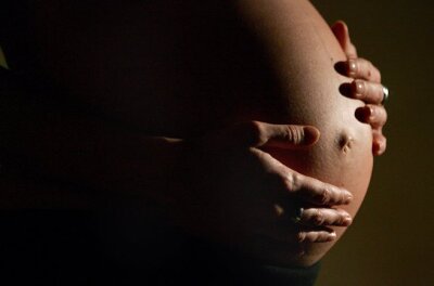 Drogenbeauftragte: Schwangere Frauen trinken zu viel Alkohol - 