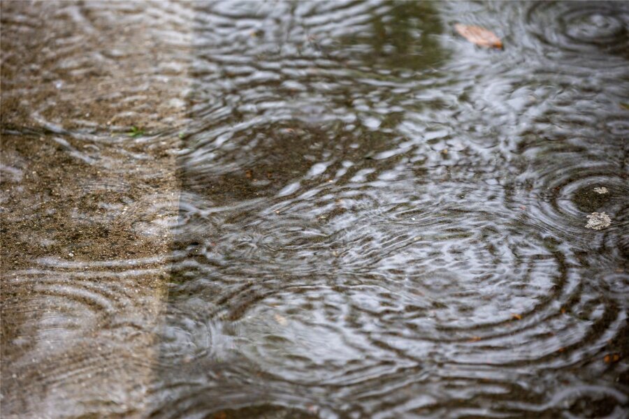 Drohender Starkregen am Wochenende: Amtliche Warnung vor Hochwasser in Sachsen - Hochwassergefahr herrscht am Wochenende in weiten Teilen Sachsens.