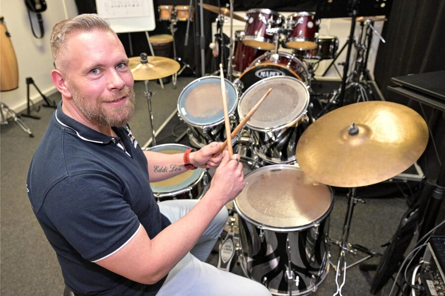 Drum & Bass Camp: Diese namhaften Musiker geben in Schneeberg ihr Wissen weiter - Holger Schmiedel von der Pop Akademie freut sich auf das Drum & Bass Camp und auf viele Teilnehmer.
