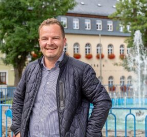 Duell ums höchste Amt am Fichtelberg - Erik Schulze wurde 1978 in Erlabrunn geboren. Mit seiner Frau Cindy Beer hat er zwei Töchter.