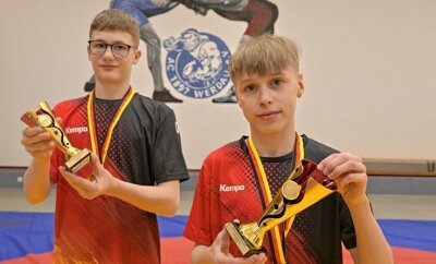Duo holt gleich zwei Titel nach Werdau - Sowohl Dominik Gasser (links) als auch John Kromm kehrten mit dem Titel von der Deutschen Meisterschaft der B-Jugend zurück. 