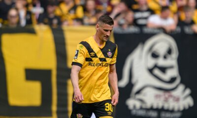 Dynamo Dresden: Erneute Drohbriefe gegen Kapitän Kutschke - Dynamos Stefan Kutschke geht über das Feld. Erneut gingen Drohbriefe gegen ihn ein.