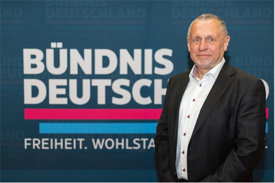 Ehemaliger Crimmitschauer Oberbürgermeister Holm Günther kandidiert für den Landtag in Thüringen - Holm Günther steht für seine Partei auf Platz 4 der Wählerliste für den Thüringer Landtag.