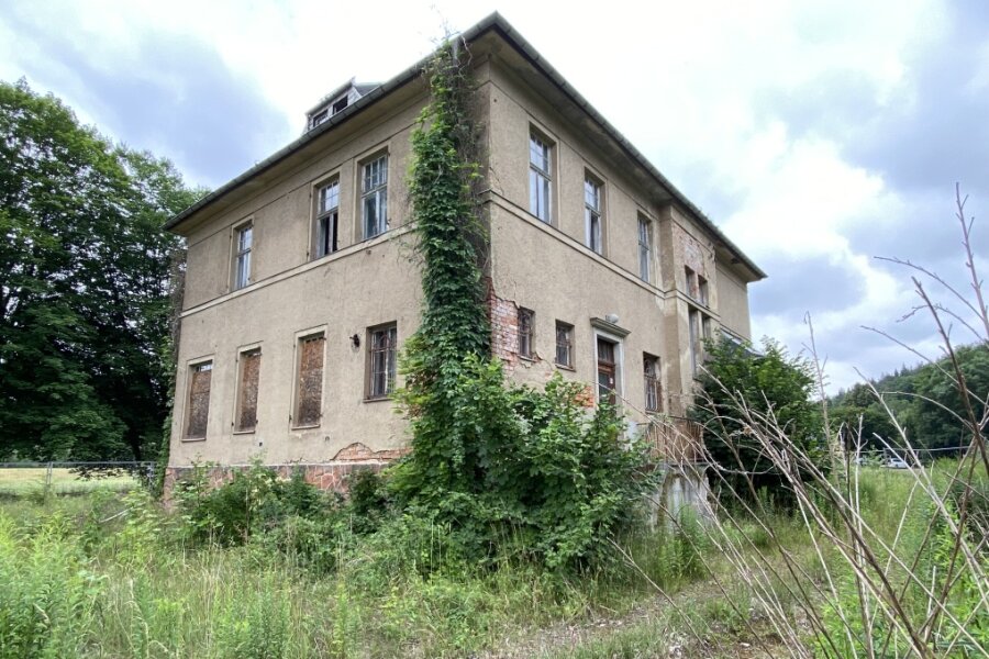 Der Abriss der ehemalige Fabrikanten- und Kommandantenvilla in Sachsenburg steht nun fest.