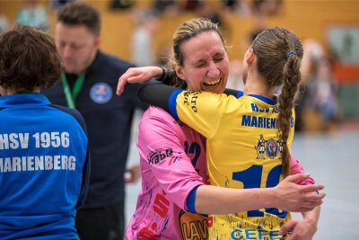 Eigengewächse verhelfen Marienbergs Sachsenliga-Handballerinnen zum fünften Sieg in Folge - Nicht nur Julia Kluge und Lena Kummich, sondern alle HSV-Spielerinnen durften in Bischofswerda wieder einmal jubeln.