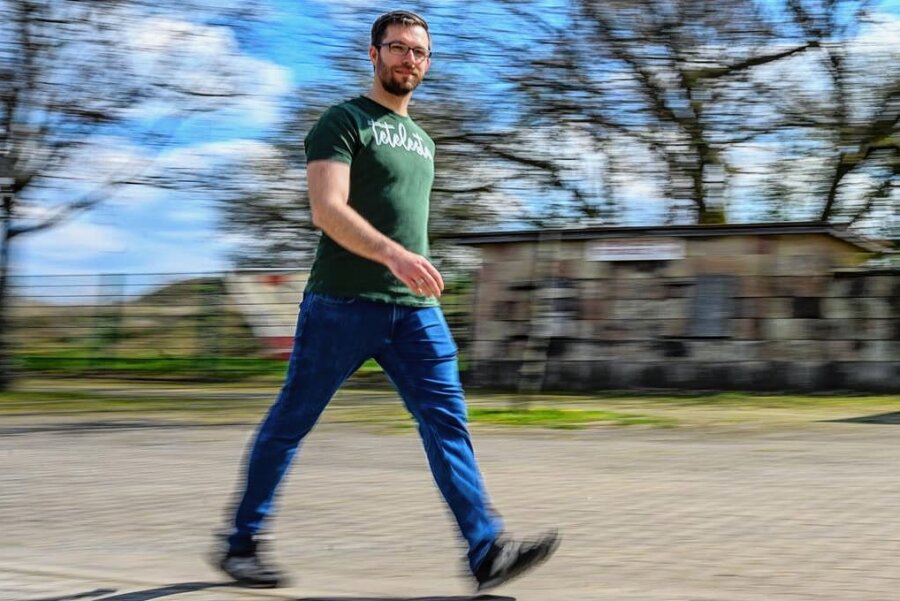 Ein Chemnitzer besiegt die Krankheit ME/CFS: Ein medizinisches Wunder? - Christoph Bauer fühlt sich beinahe gesund. Er joggt wieder, fast acht Kilometer jedes Mal. 