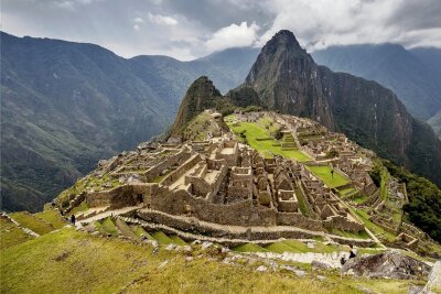 Ein Ort voller Rätsel - Machu Picchu ist Perus bedeutendste Attraktion. Und einmalig in der Symbiose aus fantastischer Bergwelt und Menschenwerk. 