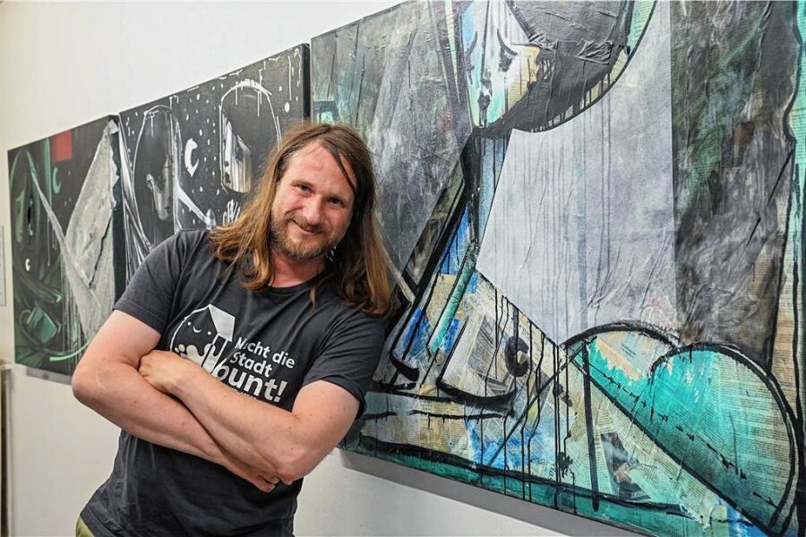 Ein Rebell in neuer Ausstellung in Dorfgalerie Auerswalde - Der Chemnitzer Künstler Guido Günther vor seinem Kunstwerk. Jetzt stellt er in Auerswalde aus. 