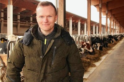 Ein Schleswig-Holsteiner im Vogtland: Was ihm an der Region und seiner Arbeit als Bio-Landwirt gefällt - Jannis Buschtöns, Geschäftsführer des Hofguts Eich, ist im Vogtland sesshaft geworden. 