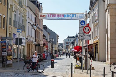 Einbrecher stehlen Brillen und Laptops aus Laden in der Glauchauer Innenstadt - In einem Geschäft an der Leipziger Straße in Glauchau machten Einbrecher wertvolle Beute.