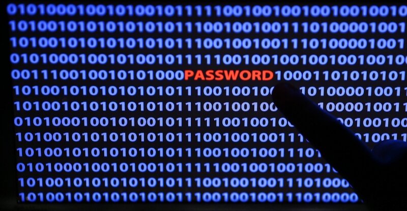 Einbruch ins Postfach - Passwortdiebstahl ist der Alptraum vieler Internetnutzer. Wenn Internetkriminelle ein Profil kapern, haben die Betroffenen ein echtes Problem. 