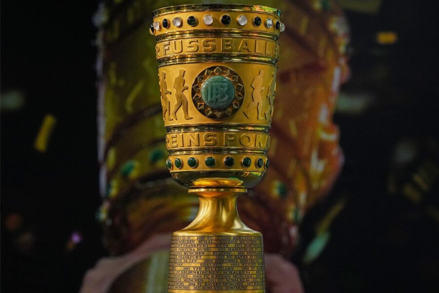 „Eine Chance hast du immer“: Erzgebirge Aue trifft im DFB-Pokal auf Bundesliga-Traditionsclub, Dynamo empfängt Düsseldorf - Wer trifft auf wen? Die 1. DFB-Pokal-Runde wurde am Samstagabend ausgelost.