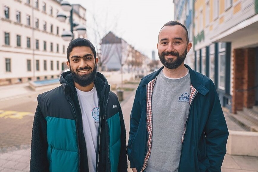 Muhammad Ahmad und Thomas Höppner sind Freunde. Jetzt wollen sie andere zu ähnlichen "Tandem"-Freundschaften ermuntern . 