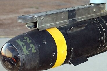 Eine US-Rakete ist versehentlich in Kuba gelandet - per Luftfracht -  Eine "Hellfire"-Rakete an einer Drohne. 