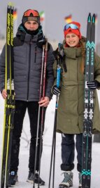 Einheimische räumen ab - Doppelsieger der Deutschen Meisterschaft im Skilanglauf: Toni Rollinger aus Steinbach und Charlotte Böhme aus Stützengrün. 