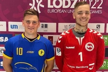Einheit-Duo international erfolgreich - Dominik Balin (rechts) und Petr Jahn erreichten mit ihrer Universität aus Usti nad Labem Platz 3. 