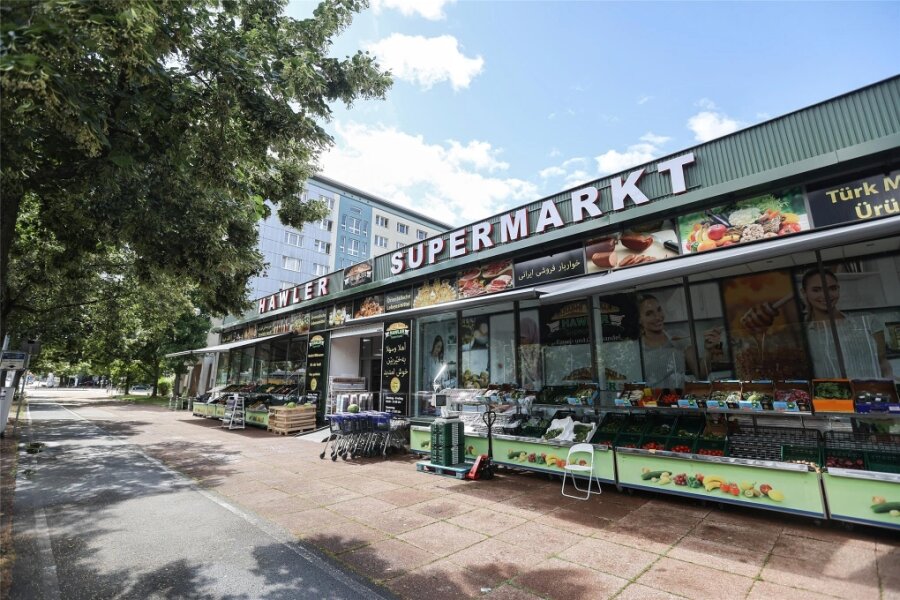 Einkaufen wie im Orient: Neuer Supermarkt in Chemnitzer City - Der neue arabische Supermarkt soll laut seinen Betreibern der größte seiner Art in Sachsen sein.