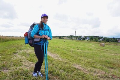 Einmal rund um Tschechien - Auf ihren Wanderungen trifft Lenka Hornychová oft keine Leute. Angst, allein zu wandern, habe sie nicht. "Meine Erfahrung ist, dass es im Gebirge nur gute Menschen gibt." 