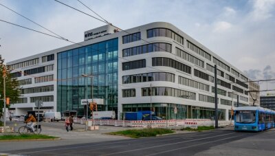 Eins-Zentrale: Das sagt die Stadt zur Kritik am Neubau - Im Dezember soll der Umzug der Mitarbeiter in das neue Eins-Firmengebäude in der Innenstadt abgeschlossen sein. 