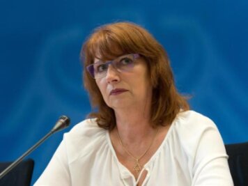 Einschränkungen für Vereine: Zwickauer Landrat Scheurer kritisiert Sozialministerin Köpping -  Sozialministerin Petra Köpping (SPD)