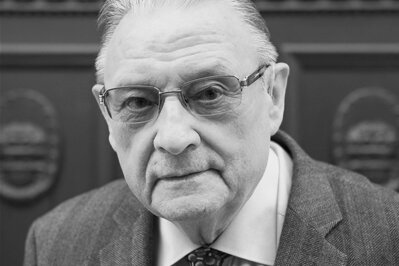 Einstiger Schneeberger Bürgermeister gestorben - Ulrich Radtke, einstiger Bürgermeister von Schneeberg, ist im Alter von 87 Jahren gestorben.