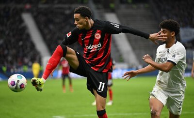 Eintracht zieht Kaufoption für Stürmer Ekitiké - Erhält bis 2029 einen Vertrag bei der Eintracht Frankfurt: Hugo Ekitiké.