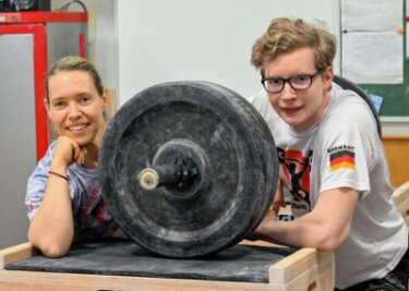 Einzigartiges Mutter-Sohn-Duo aus Chemnitz stemmt alles - Dass Anja und Ole Bellmann als Mutter und Sohn gemeinsam in der 2. Gewichtheber-Bundesliga antreten, ist deutschlandweit einzigartig. 