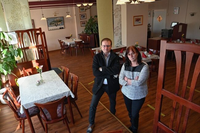 Marko und Annegret Lukipudis schließen ihr Restaurant Wartburghof nach zehn Jahren. Am Mittwoch ist der letzte Öffnungstag. Es war vor allem auch für Trauergesellschaften ein Anlaufpunkt.