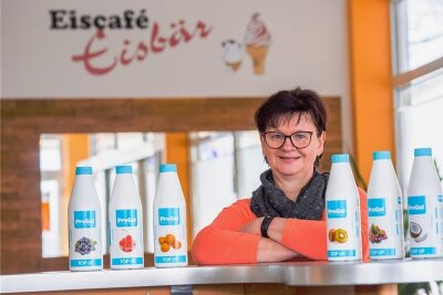 Eiscafé am Auer Altmarkt: Neustart am Wochenende - Kerstin Morgenstern ist die neue Betreiberin des Eiscafés am Altmarkt in Aue. Seit 2007 betreibt die gelernte Konditorin schon das Eiscafé Eisbär in Lauter. 