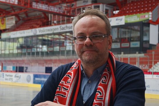 Eishockey: Neuer Nachwuchstrainer beim ETC Crimmitschau - Bouris Rousson arbeitet künftig für die Nachwuchsabteilung des ETC Crimmitschau.