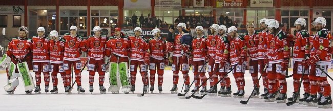 Eispiraten Crimmitschau: So ticken die Profis privat - Das Team aus Crimmitschau darf - erstmals seit der Saison 2007/08 - über den direkten Einzug in die Play-offs jubeln. 